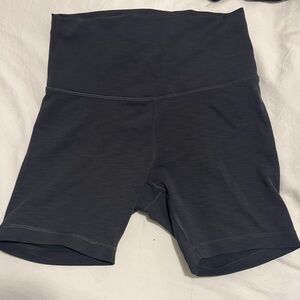 Lululemon wunder under shorts 6”